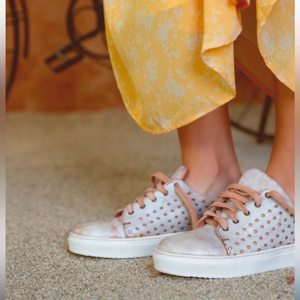 Bed Stu Women's Sneakers in Tan and Cream